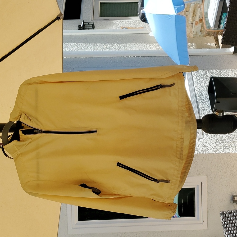 Light yellow Nike windbreaker
